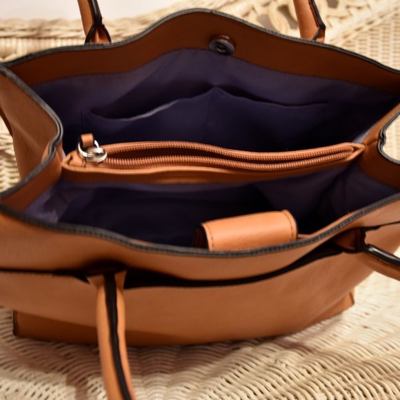 Tan Vegan Leather Purse - Picture 2 of 4